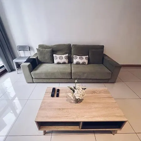 PromoConnected Train 2 Bedroom Kuala Lumpur Bagian luar foto
